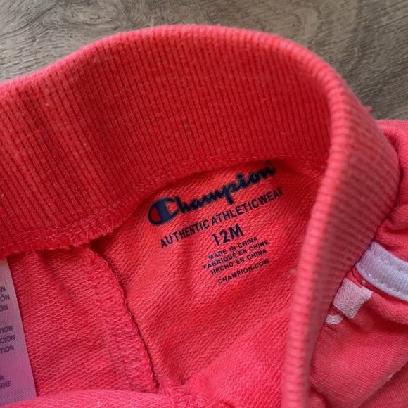 Champion Pink Outfit - Picture 5 of 5